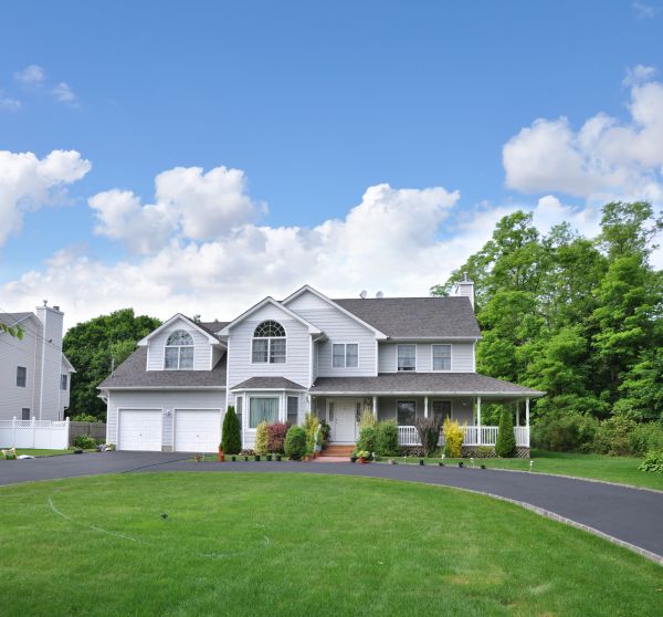 Asphalt Driveway Sealcoating in Roseville