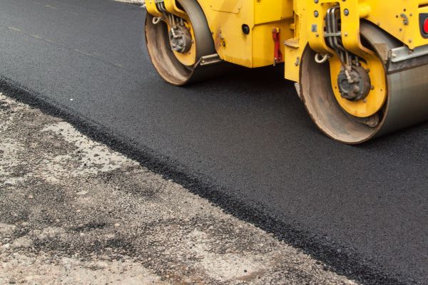 Cost of Asphalt Driveway Resurfacing in Roseville