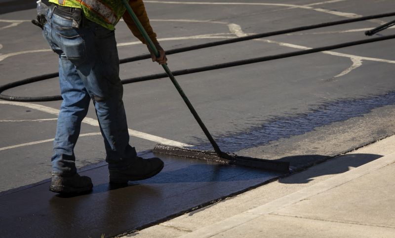 Blacktop Sealcoating